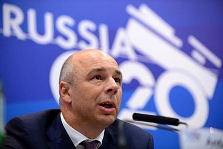 Ukraine: Moscou pourrait exiger un remboursement anticipé de son prêt 