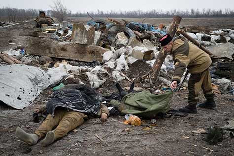 Ukraine: Debaltseve dévastée, Hollande et Merkel demandent l’application des accords.