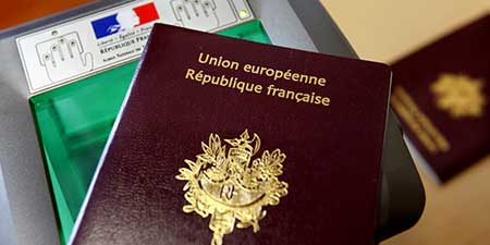 Passeports confisqués pour six Français prêts à partir pour la Syrie, une première
