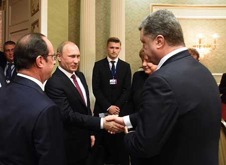 Ukraine: accord à Minsk sur un cessez-le-feu et une zone tampon élargie. Ukraine: accord sur un cessez-le-feu et une zone tampon élargie