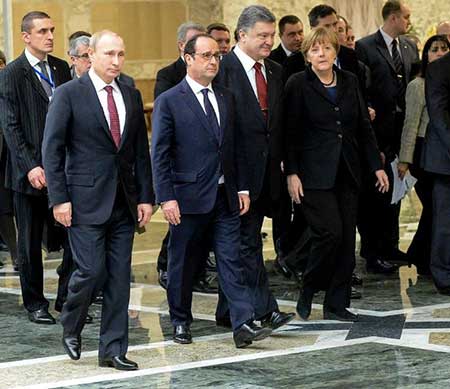 Ukraine: Merkel, Poutine et Porochenko décident de mesures concrètes. Ukraine: Merkel, Poutine et Porochenko décident de mesures concrètes