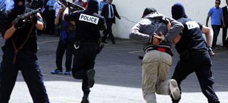 Maroc/cellule démantelée: elle projetait d'assassiner des personnalités politiques et militaires.