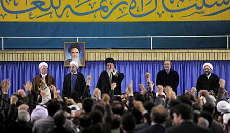 Sayyed Khamenei félicite le peuple iranien pour sa volonté à relever les défis
