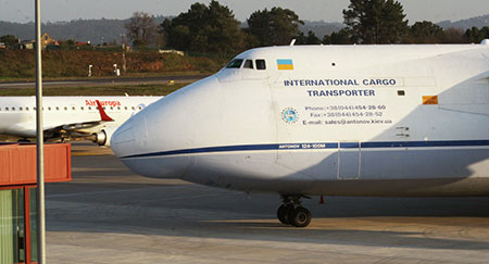 Kirghizstan: 150 tonnes de «fret diplomatique» pour l'ambassade US. Kirghizstan: 150 tonnes de «fret diplomatique» pour l’ambassade US