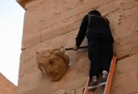 Irak: «Daech» publie une vidéo mettant en scène la destruction d’antiquités
