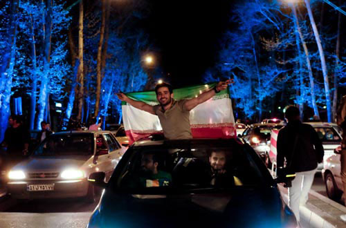 Les Iraniens célèbrent l’accord sur le nucléaire (photos)
