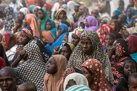 Nigeria: près de 300 filles et femmes sauvées par l'armée dans un fief de Boko Haram.