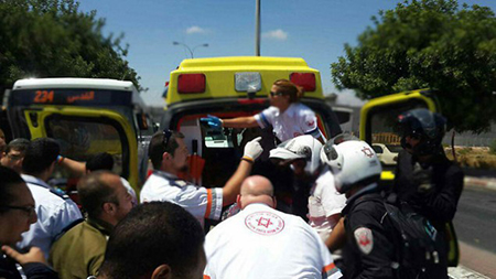 Al-Qods occupée: Une palestinienne poignarde une soldate israélienne