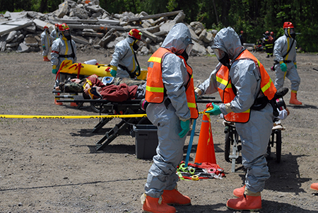 «Israël» teste dans le désert les dommages potentiels d’une attaque radioactive «Israël» teste dans le désert les dommages potentiels d’une attaque radioactive
