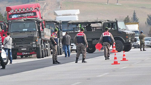 Turquie: le régime a facilité l'entrée d’extrémistes en Syrie, selon Cumhuriyet. Turquie: le régime a facilité l’entrée d’extrémistes en Syrie, selon Cumhuriyet