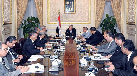 Egypte: réunion du gouvernement sur la loi antiterroriste controversée.