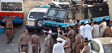 Trois frères saoudiens arrêtés en lien avec l’attentat du Koweït
