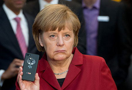 Allemagne: l'espionnage de la NSA allait plus loin que le portable de Merkel.