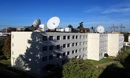 Wikileaks: de grandes oreilles sur les toits d'ambassades US Wikileaks: de grandes oreilles sur les toits d’ambassades US