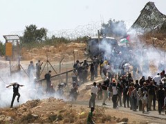 Blessures et asphyxies lors d’une manifestation contre le mur de séparation raciste en Cisjordanie