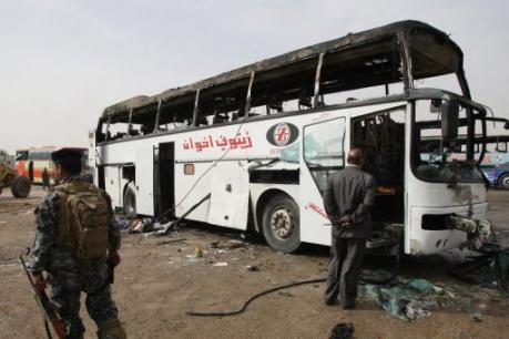 Irak : 3 morts et 50 blessés dans un attentat à la voiture piégée à Najaf
