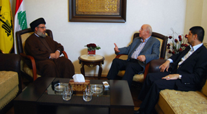 Sayed Nasrallah s’entretient avec l’ex ministre Michel Samaha 