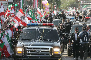 Président Ahmadinejad ... bienvenue au pays de la gloire 