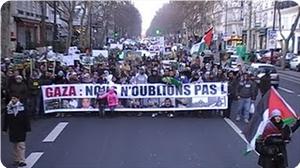 Italie: un rassemblement massif commémorant la guerre sioniste contre Gaza
