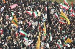 Les Iraniens commémorent le 32ème anniversaire de la révolution islamique
