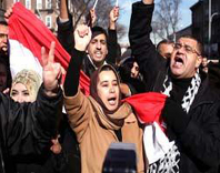 Le Monde arabe fête la chute de Moubarak
