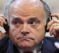 Bellemare remet à Fransen un acte d’accusation modifié et l’enquête se poursuit