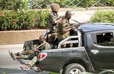 Des contacts intensifiés pour régler l’affaire de la diaspora libanaise à Abidjan