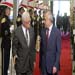 Sleiman à Abbas : Le Liban mettra ses moyens diplomatiques à votre disposition
