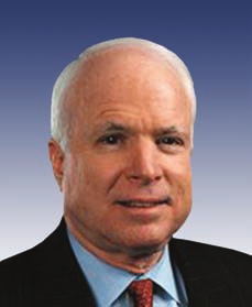 McCain appelle à armer les groupes terroristes en Syrie depuis le Liban!
