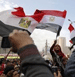 Egypte/2ème anniversaire de la révolte: plus de 450 blessés, Morsi appelle à 