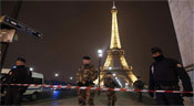 Un terroriste avait pris pour cible le Louvre et à la Tour Eiffel