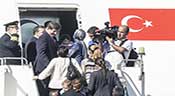 Les Turcs enlevés en Irak libérés, des milliers de Kurdes syriens fuient «Daech»
