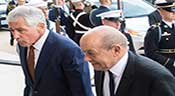 Hagel dit avoir discuté de l’implication de la France en Syrie avec Le Drian
