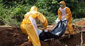 Ebola: plus de 4.000 morts, la peur s’étend dans le monde
