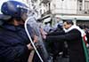 Algérie: heurts entre manifestants et police, 2 morts et une vingtaine de blessés