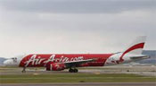Une famille de dix personnes échappe au vol d’Air Asia