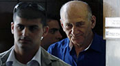 L’ex-PM israélien Olmert condamné à huit mois ferme pour corruption
