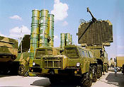 Syrie: Moscou déploie sur sa base des systèmes de défense antiaérienne S-400

