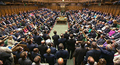 Le Parlement britannique vote sur les frappes aériennes en Syrie

