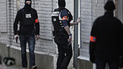 Opération antiterroriste à Bruxelles: 2 personnes en fuite recherchées
