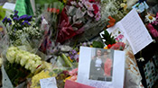 GB: inculpation du meurtrier présumé de Jo Cox, hommage national
