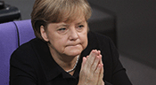 Attentats: Merkel rejette «fermement» les appels à remettre en cause l’accueil des réfugiés

