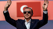 Erdogan: «Si le peuple veut la peine de mort, les partis suivront sa volonté»
