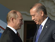Erdogan en Russie pour relancer ses relations avec Poutine