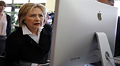 Scandale des e-mails: le FBI met la main sur 15.000 messages d’Hillary Clinton
