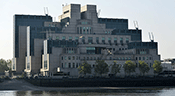 Le MI6 britannique table sur une menace extrémiste durable et augmente ses effectifs de 40%

