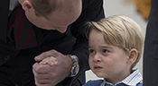 Le prince George refuse de saluer Justin Trudeau

