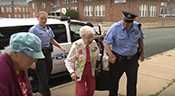 Une mamie de 102 ans arrêtée pour… réaliser son rêve