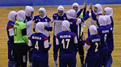 L’équipe féminine russe de futsal adopte le voile pour un match en Iran