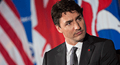 Un «leader remarquable» : Justin Trudeau vilipendé pour son éloge du dirigeant cubain

